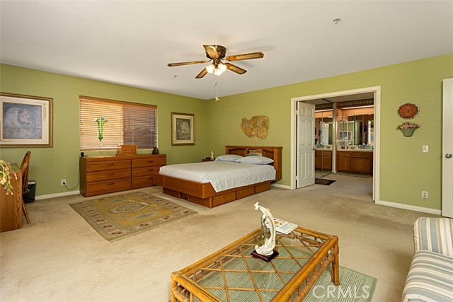 Detail Gallery Image 21 of 33 For 1432 Janis Lynn Ln, Vista,  CA 92083 - 3 Beds | 2/1 Baths