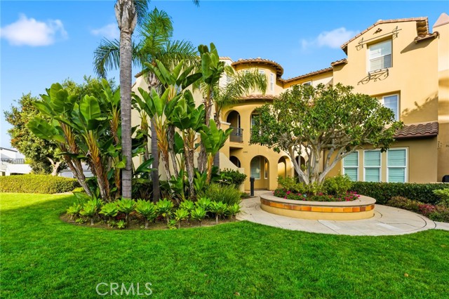 Detail Gallery Image 2 of 48 For 21245 Alanis, Huntington Beach,  CA 92648 - 3 Beds | 2/1 Baths