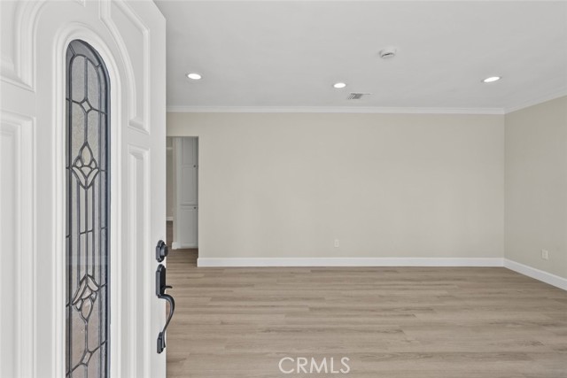 Detail Gallery Image 2 of 32 For 13358 Blythe St, North Hollywood,  CA 91605 - 3 Beds | 2/1 Baths