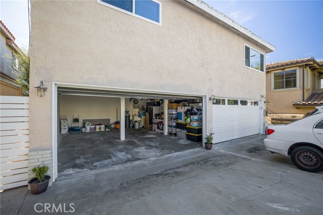 2720 Carnegie Lane, Redondo Beach, California 90278, ,Residential Income,For Sale,Carnegie,SB25054284