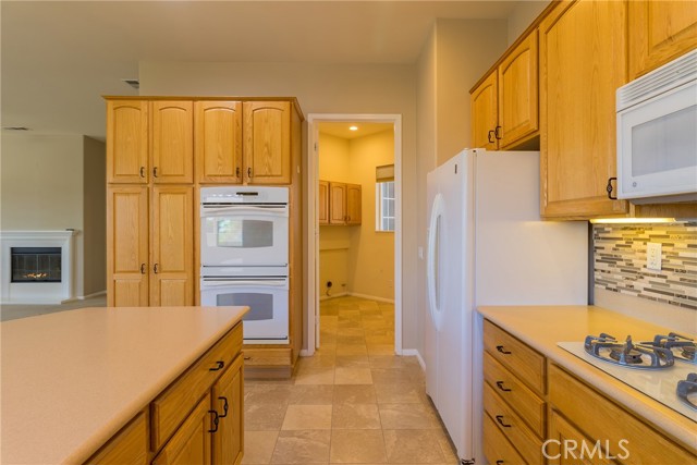 Detail Gallery Image 10 of 40 For 1795 Desert Poppy Ln, Beaumont,  CA 92223 - 2 Beds | 2/1 Baths