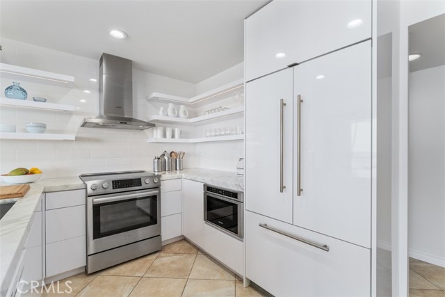 1585 S Coast, Laguna Beach CA: https://media.crmls.org/medias/064e9747-1d86-478d-ac0a-75b592bdb11b.jpg