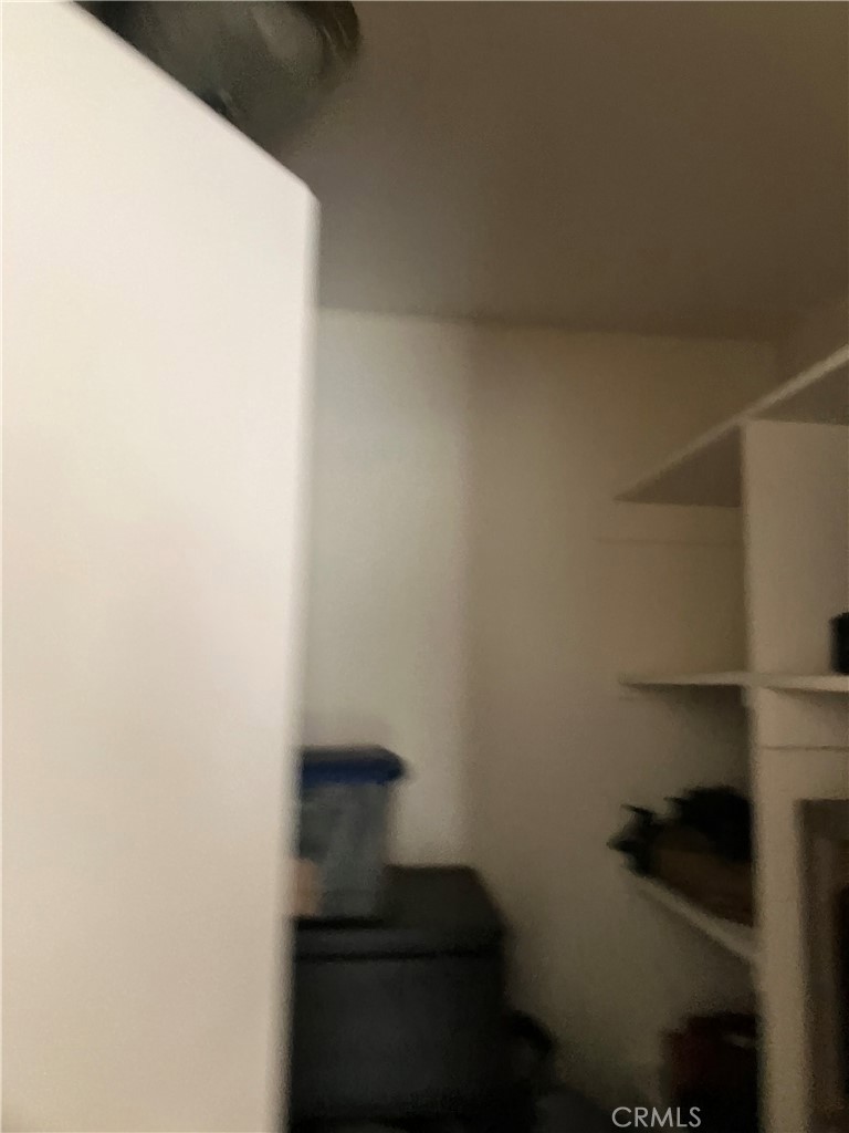 https://media.crmls.org/medias/064ef404-fd1c-4721-813a-8393e97da608.jpg?preset=X-Large