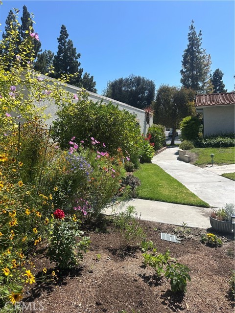 Detail Gallery Image 19 of 20 For 967 Calle Aragon #B,  Laguna Woods,  CA 92637 - 2 Beds | 2 Baths