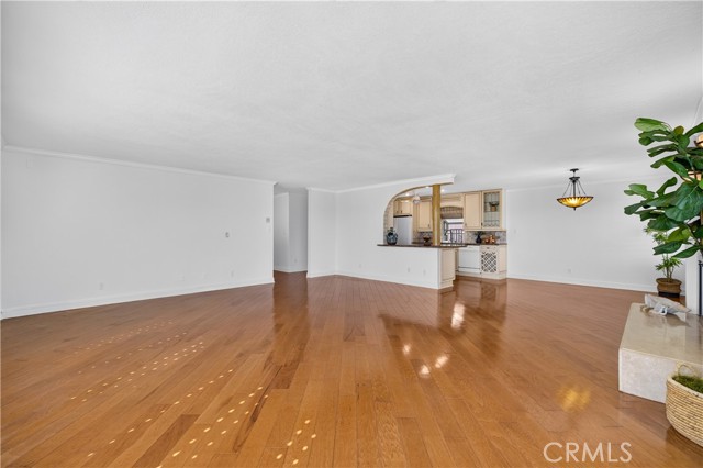 145 Bennett Avenue photo 9