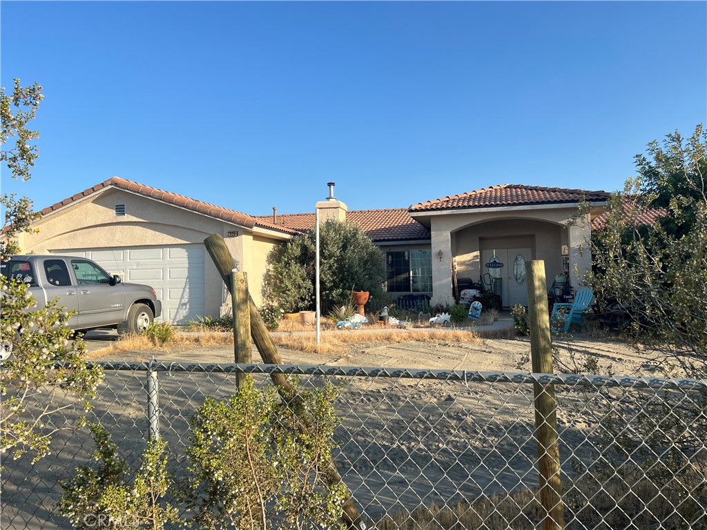 2825 Del Rosa Road
