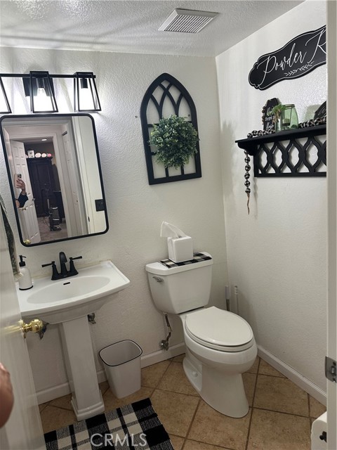 2311 Volya Court, Colton CA: https://media.crmls.org/medias/0650f480-bbe6-4cc1-b7f9-41d533d25811.jpg