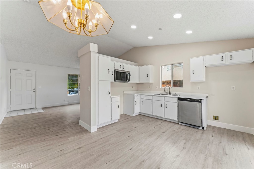 MLS #SR25260017 image #12