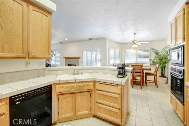 Detail Gallery Image 11 of 34 For 11949 Hawthorne Ave, Hesperia,  CA 92345 - 3 Beds | 2 Baths