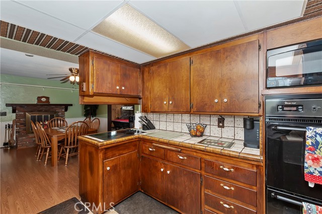 1255 E 25th Street, San Bernardino CA: https://media.crmls.org/medias/0652357c-d5a1-418c-8def-94643e4e81c1.jpg