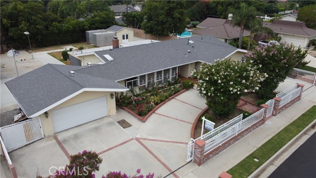 19128 Prairie Street, Northridge CA: https://media.crmls.org/medias/0652da57-0e3d-4b27-a7bb-2e1d3a914efe.jpg