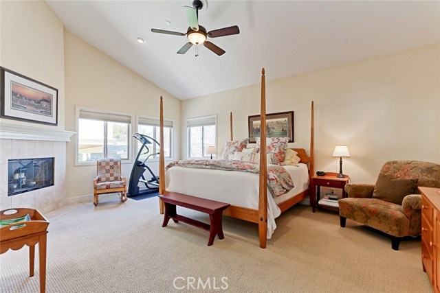 108 Helberta Avenue, Redondo Beach, California 90277, 4 Bedrooms Bedrooms, ,2 BathroomsBathrooms,Residential,Sold,Helberta,SB17041360