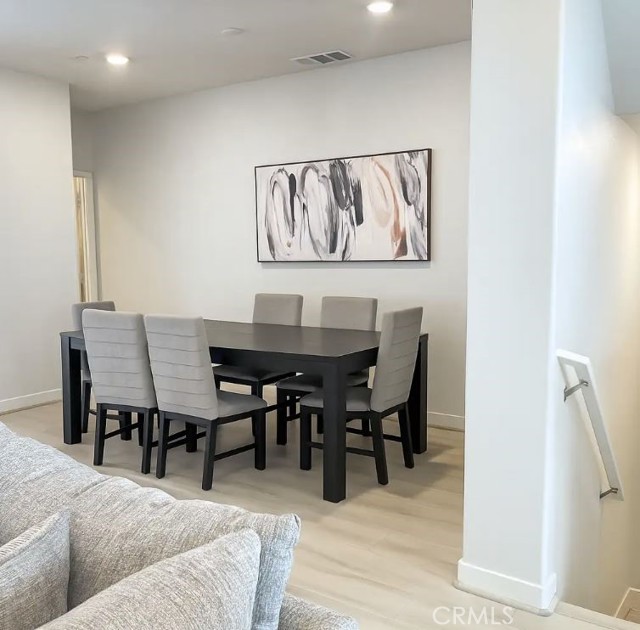 Detail Gallery Image 5 of 21 For 1060 N Anaheim Blvd #2, Anaheim,  CA 92801 - 4 Beds | 3/1 Baths