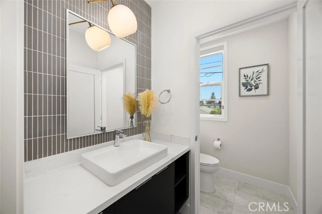 Detail Gallery Image 16 of 33 For 137 Saint Francis St a,  San Gabriel,  CA 91776 - 2 Beds | 2/1 Baths