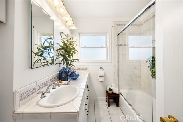 Detail Gallery Image 35 of 56 For 5427 Edgemere Dr, Torrance,  CA 90503 - 4 Beds | 3 Baths