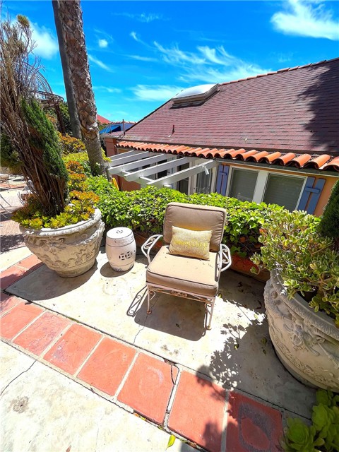Detail Gallery Image 30 of 31 For 212 N Coast Hwy #10,  Laguna Beach,  CA 92651 - 1 Beds | 1 Baths
