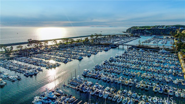 4203 Calle Mayo, San Clemente CA: https://media.crmls.org/medias/0656e2d8-5328-4bc0-81ed-6b4544f19740.jpg