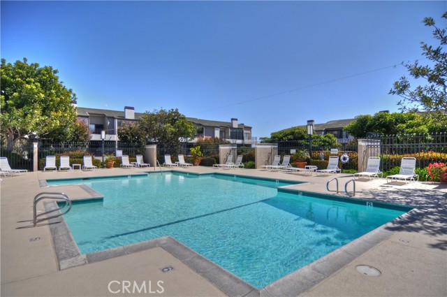 270 Cagney Lane, Newport Beach CA: https://media.crmls.org/medias/06576dd4-5410-4b3b-b962-8630049cbd3b.jpg