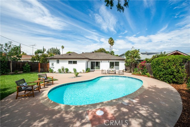 Detail Gallery Image 25 of 25 For 22330 Mobile St, Woodland Hills,  CA 91304 - 4 Beds | 2/1 Baths