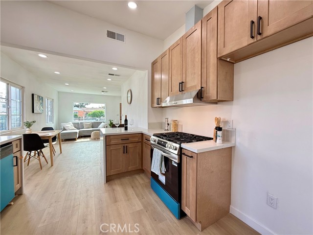 Detail Gallery Image 23 of 42 For 1327 W 97th Street, Los Angeles,  CA 90044 - 3 Beds | 2 Baths