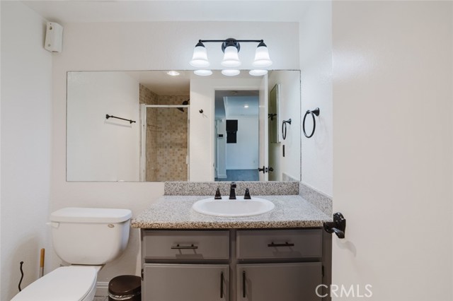645 Balboa Avenue, 1C photo 31