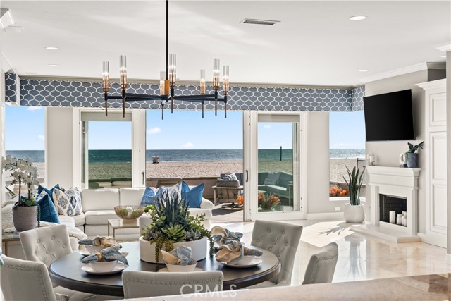 Detail Gallery Image 16 of 47 For 6610 W Oceanfront, Newport Beach,  CA 92663 - 3 Beds | 3/1 Baths