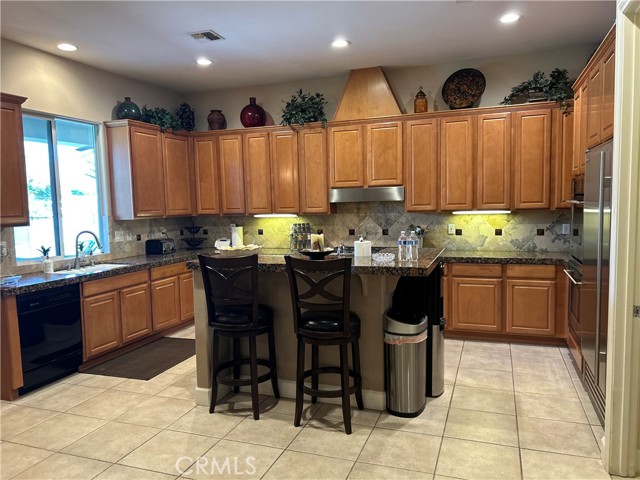 17 Bellisimo Court, Rancho Mirage CA: https://media.crmls.org/medias/0659c7a7-8095-4a1e-81a4-3160212ec786.jpg