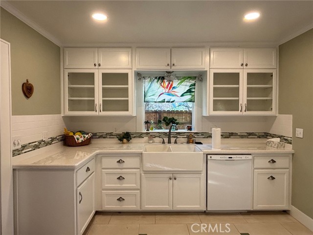 Detail Gallery Image 11 of 41 For 2027 Palm Ave, Chico,  CA 95926 - 3 Beds | 2 Baths