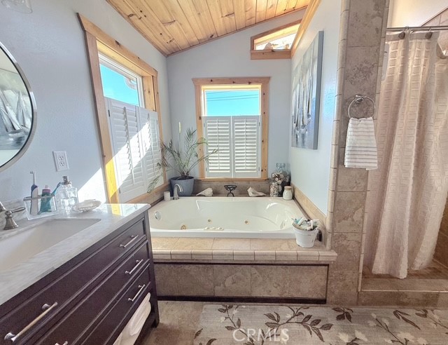 Image 17 of 50 For 9780 Fay Ranch