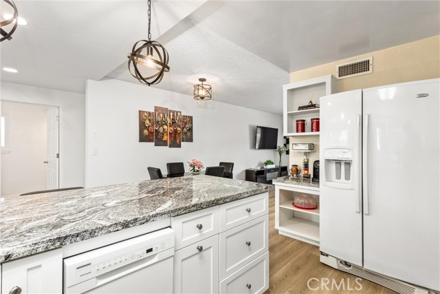 Detail Gallery Image 12 of 35 For 11616 Madison, Yucaipa,  CA 92399 - 2 Beds | 2 Baths