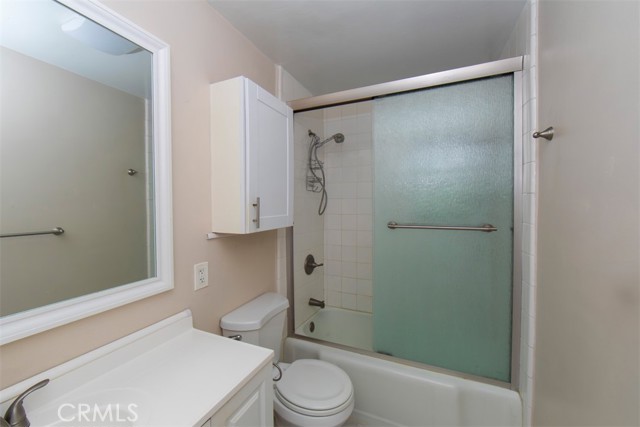 Detail Gallery Image 21 of 30 For 1906 Camino De La Costa #B,  Redondo Beach,  CA 90277 - 2 Beds | 1 Baths