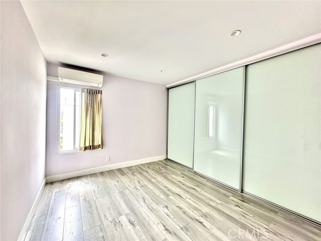 409 Burchett Street, Glendale CA: https://media.crmls.org/medias/065c296c-81c8-4f4c-8747-a7f42419fd9e.jpg