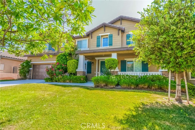 6828 Old Peak Ln, Eastvale, CA 92880