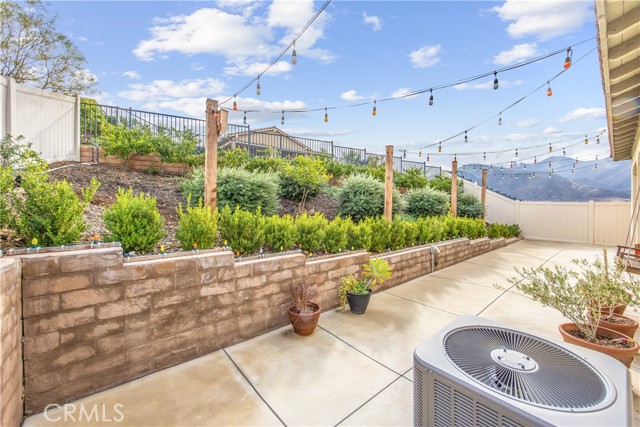 Detail Gallery Image 17 of 20 For 11145 Fourleaf Ct, Corona,  CA 92883 - 2 Beds | 2 Baths