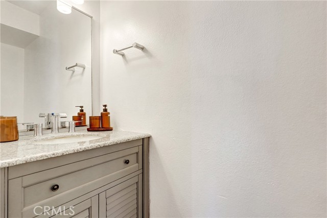 Detail Gallery Image 22 of 25 For 7809 N via Foggia, Burbank,  CA 91504 - 2 Beds | 3 Baths