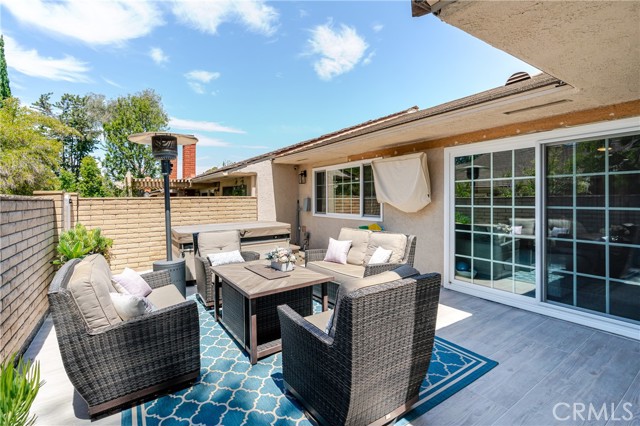 12 Juniper, Irvine CA: https://media.crmls.org/medias/065d3dac-c3d8-42d2-943a-b50e7eb98f46.jpg