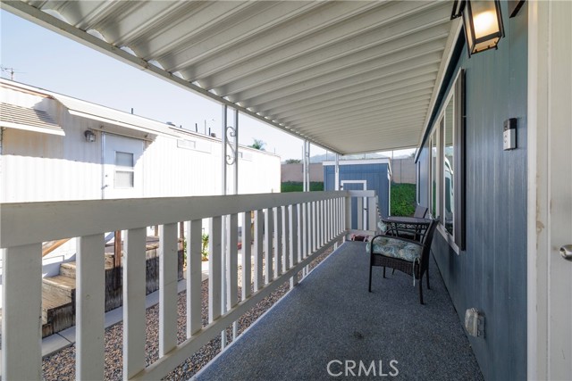 3700 Buchanan, Riverside CA: https://media.crmls.org/medias/065d9883-e194-4167-a196-1fee8010f898.jpg