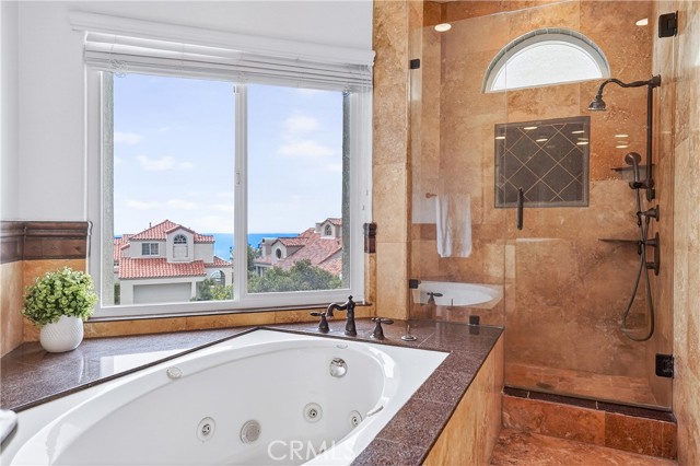 Image 32 of 46 For 49 Marseille