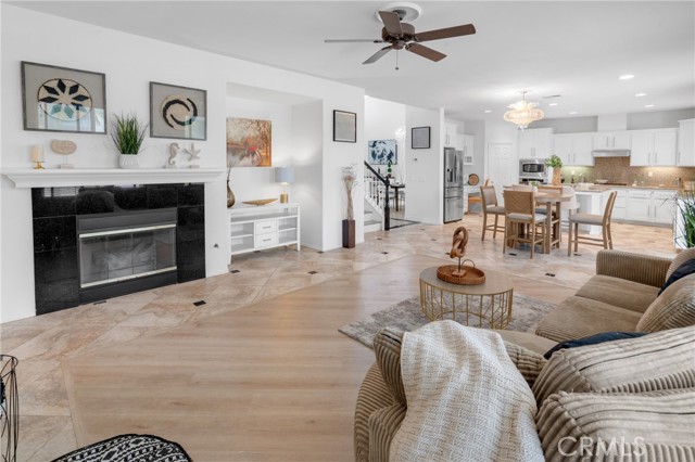 33736 Emerald Creek Court, Temecula CA: https://media.crmls.org/medias/065fa9f2-f709-4c38-be24-a93040416e03.jpg