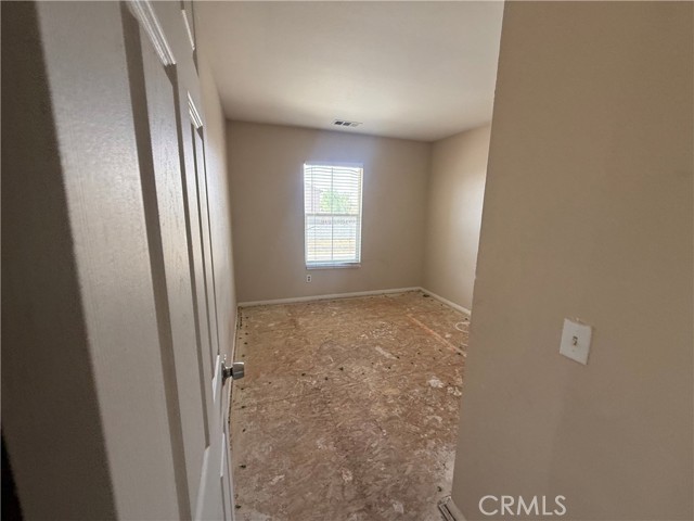 Detail Gallery Image 30 of 50 For 14577 Crossing, Victorville,  CA 92394 - 3 Beds | 2/1 Baths