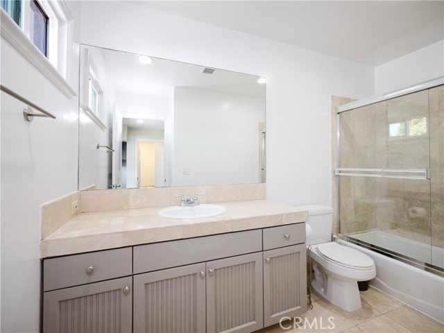 Detail Gallery Image 19 of 22 For 4312 Tujunga Ave #3,  Studio City,  CA 91604 - 2 Beds | 3 Baths