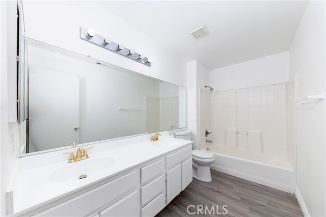 Detail Gallery Image 27 of 32 For 15645 Isleta, Moreno Valley,  CA 92551 - 3 Beds | 3 Baths