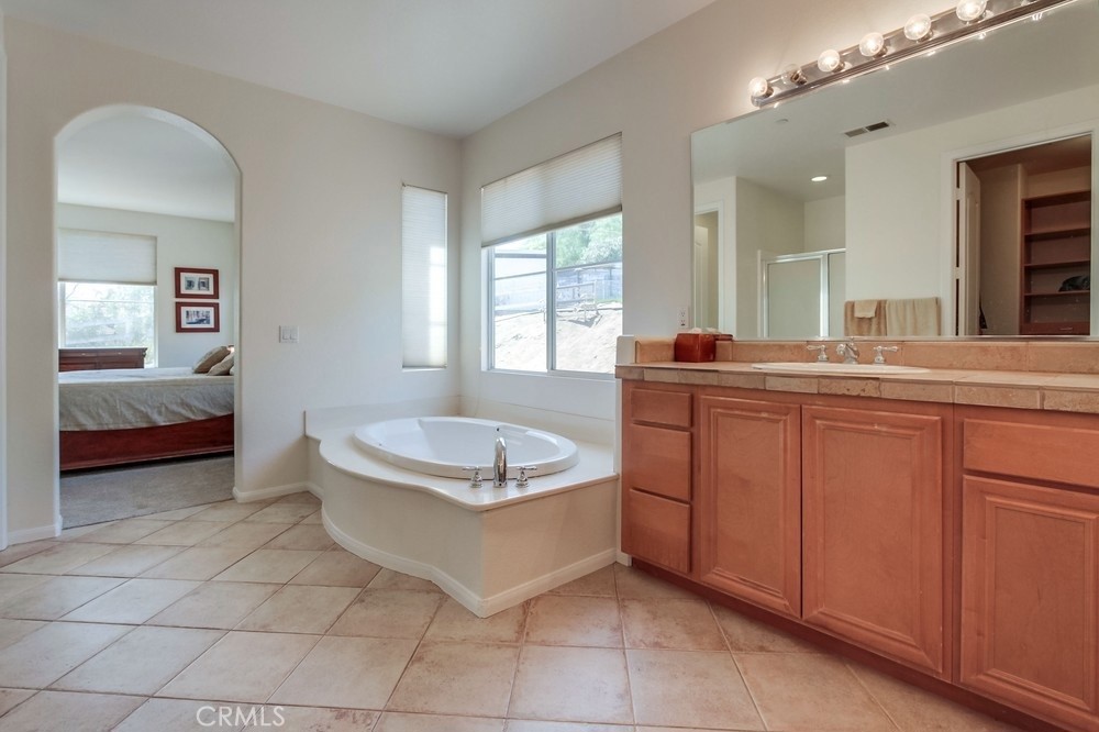 MLS #OC25182167 img 28