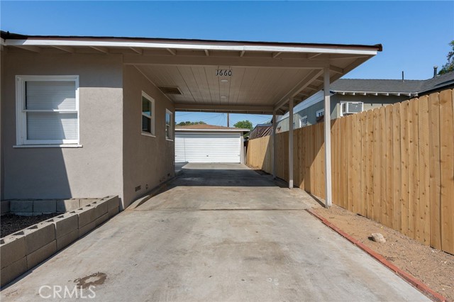 Detail Gallery Image 17 of 27 For 1660 Camino Sierra, Bakersfield,  CA 93306 - 3 Beds | 2 Baths