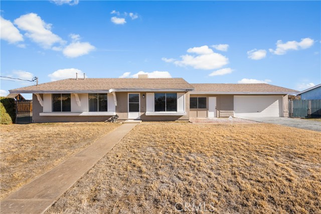 Detail Gallery Image 2 of 45 For 40596 Fieldspring, Lancaster,  CA 93535 - 3 Beds | 2 Baths