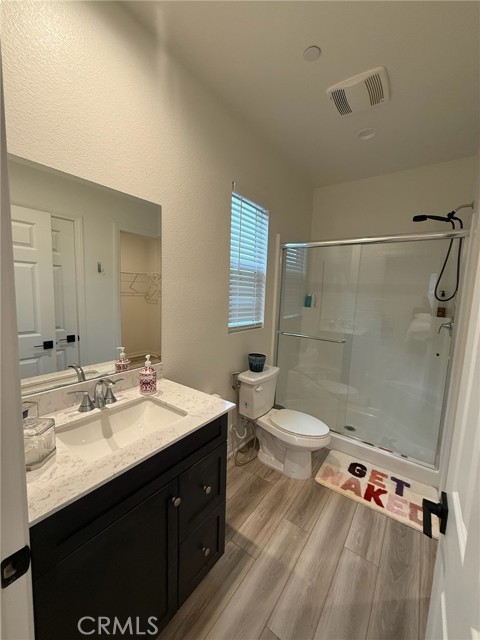 Detail Gallery Image 14 of 38 For 30360 Laviste Ct, Murrieta,  CA 92563 - 5 Beds | 3/1 Baths