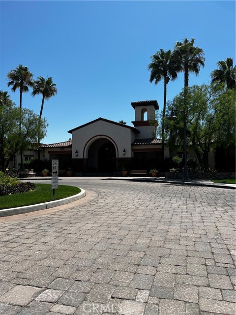 1533 Big, Beaumont CA: https://media.crmls.org/medias/0664a3ec-7ec5-4029-bc3a-78a36938f3f5.jpg