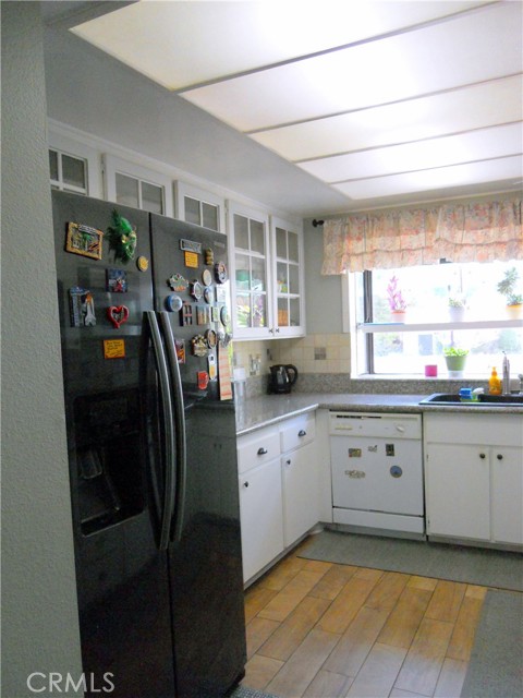 Detail Gallery Image 13 of 55 For 750 E 5th St #51,  Azusa,  CA 91702 - 3 Beds | 3 Baths