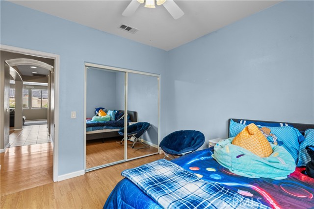 Detail Gallery Image 40 of 59 For 39926 Meadowcrest Way, Palmdale,  CA 93551 - 5 Beds | 3 Baths