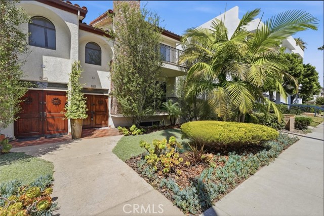 1207 Catalina Avenue, Redondo Beach, California 90277, 4 Bedrooms Bedrooms, ,3 BathroomsBathrooms,Residential,For Sale,Catalina,SB26091712